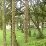 Casa Européia 5 Quartos - 2 min Capivari- Acomoda 14- Wifi 300Mb - Caseiro no apoio