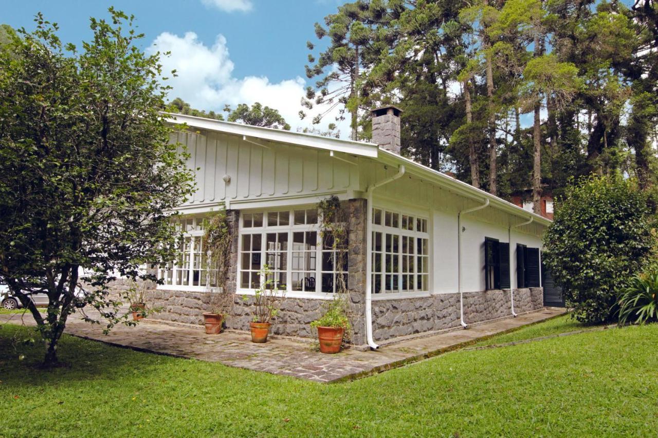 Casa de férias Casa Europeia 4 Quartos - 2 Min Capivari- Acomoda 8- Wifi 300mb - Caseiro No Apoio