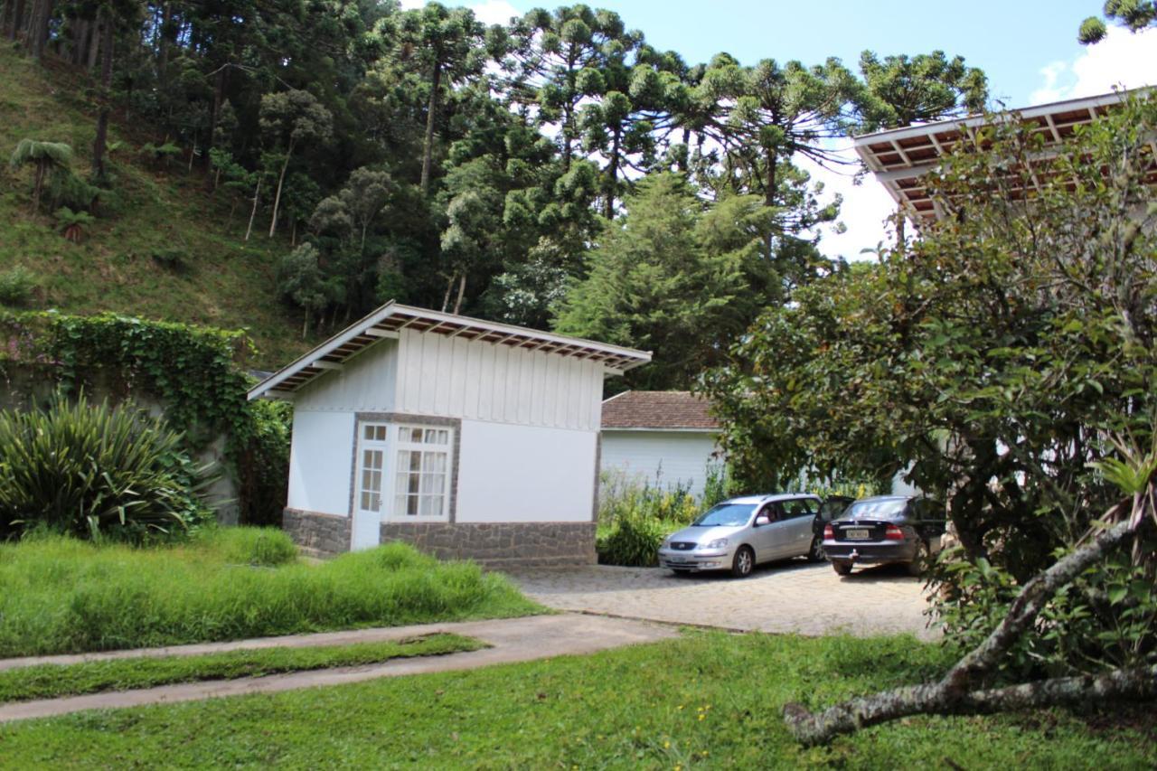 Casa Europeia 4 Quartos - 2 Min Capivari- Acomoda 8- Wifi 300mb - Caseiro No Apoio Casa de férias Campos do Jordão