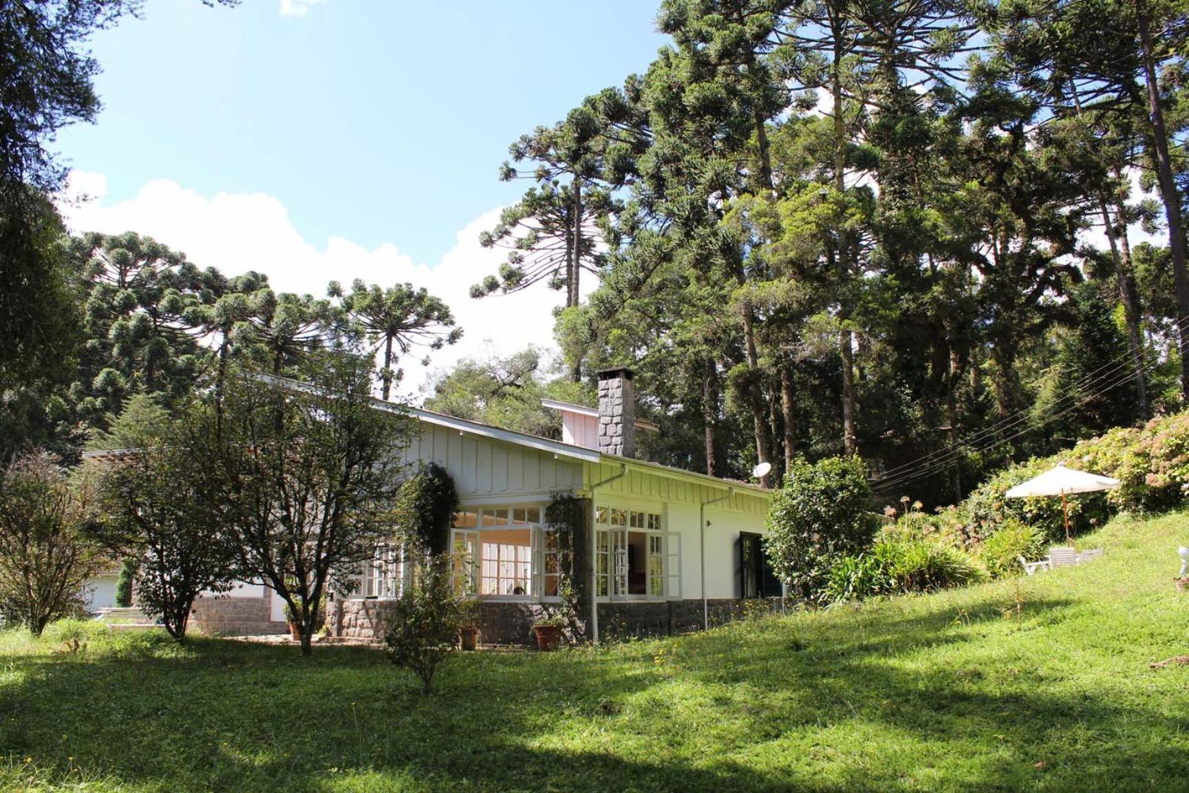 Casa Europeia 4 Quartos - 2 Min Capivari- Acomoda 8- Wifi 300mb - Caseiro No Apoio Casa de férias *