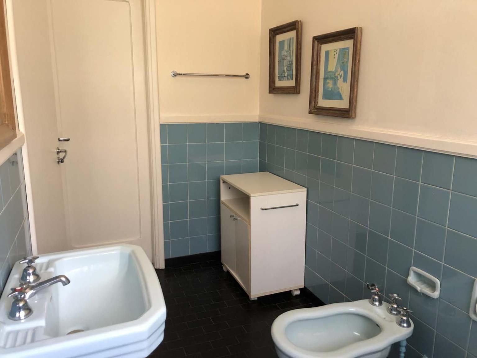 Casa Europeia 4 Quartos - 2 Min Capivari- Acomoda 8- Wifi 300mb - Caseiro No Apoio